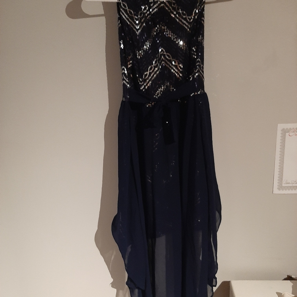 Emily rose - Picture 2 of 3